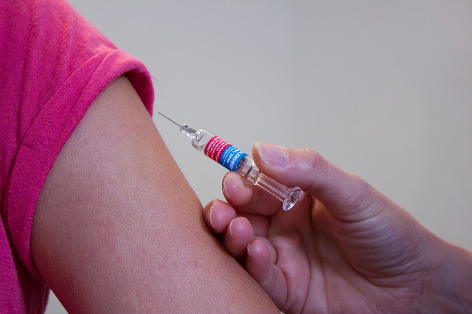 Már 2 adag HPV vakcina is hatékony védelmet nyújt a fiatal tinédzsereknek